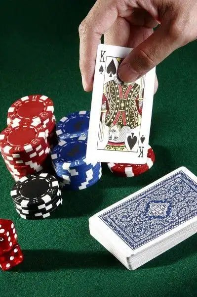 နိုင်ငံတကာဘောလုံးပြိုင်ပွဲ Odds ကြည့်ရှုနေသောအကြင်း